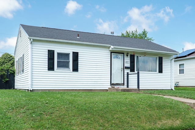 827 Barker Dr, Springfield, OH 45505 - photo 1