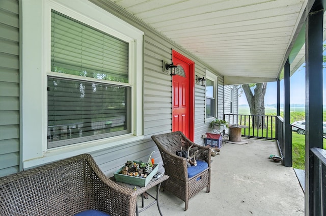 5638 Old Rte 70, Springfield, OH 45502 - view of covered porch