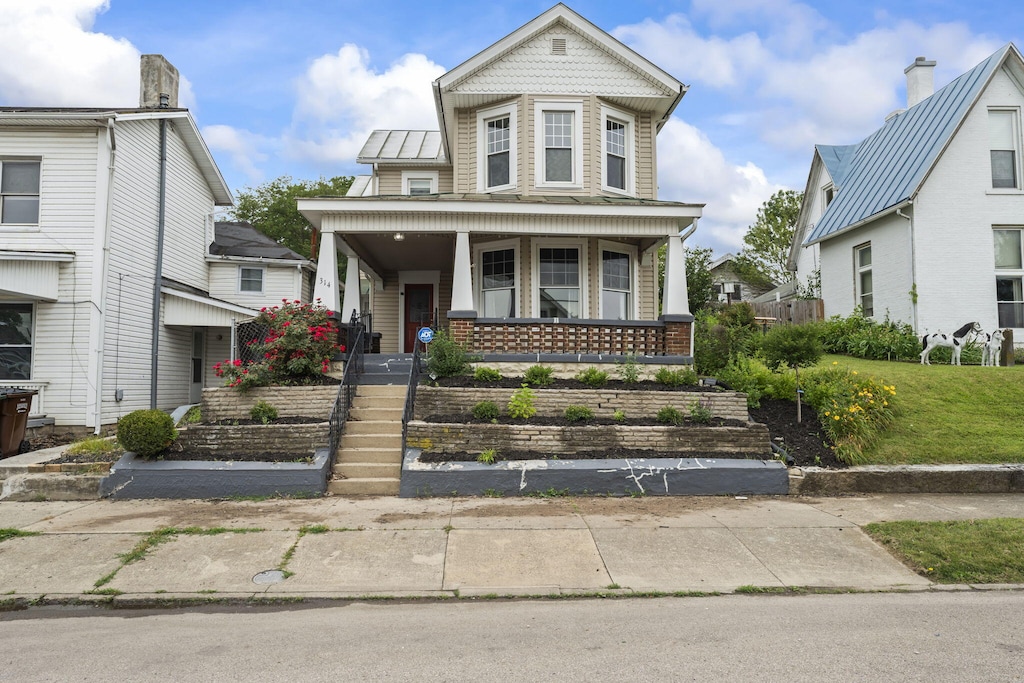314 S Wayne St, Piqua, OH 45356 - view of front of property featuring a porch