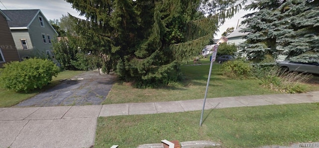 30 Julius St, Buffalo, NY 14220