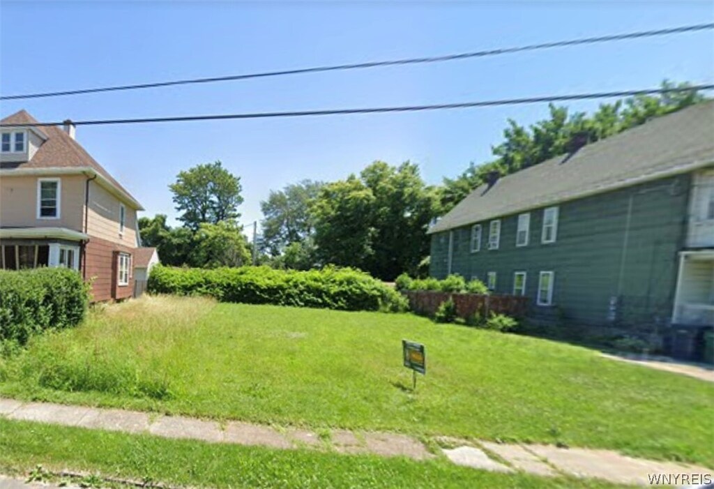 21 Oakdale Pl, Buffalo, NY 14210 - photo 1