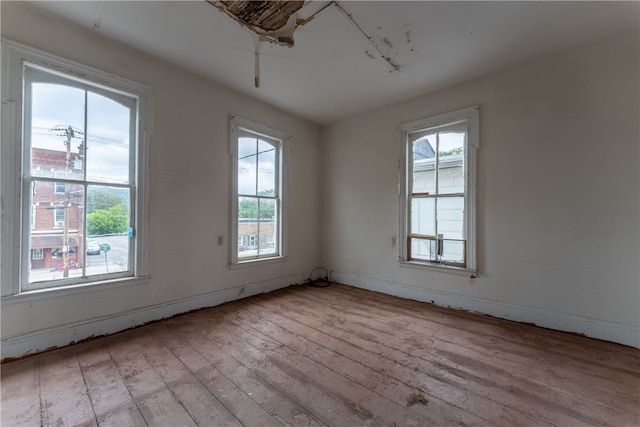 empty room featuring light hardwood / wood-style floors