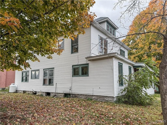 view of side of property