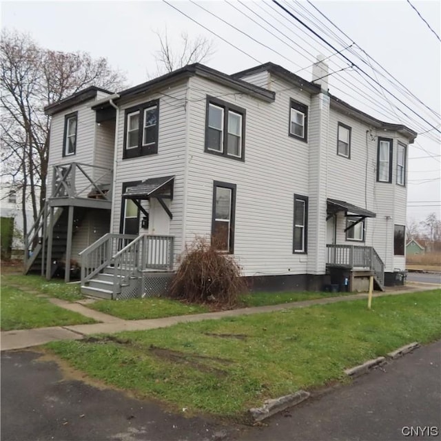 301 E Manlius St, Dewitt, NY 13057 - multi unit property featuring a front yard