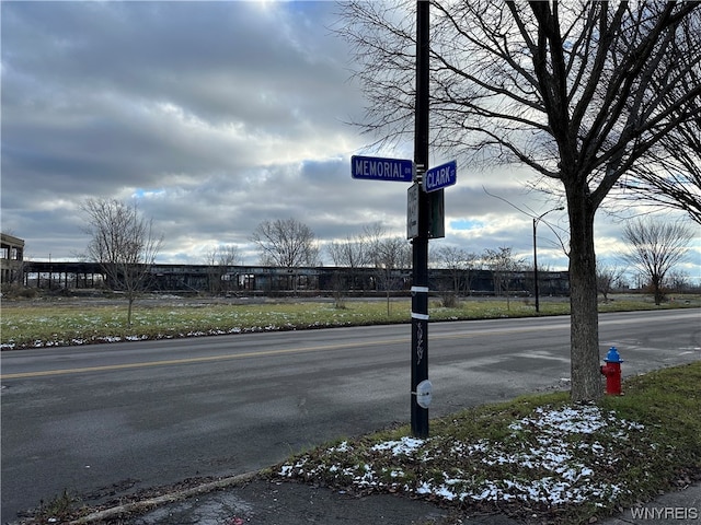 28 Clark St, Buffalo, NY 14206 - photo 5