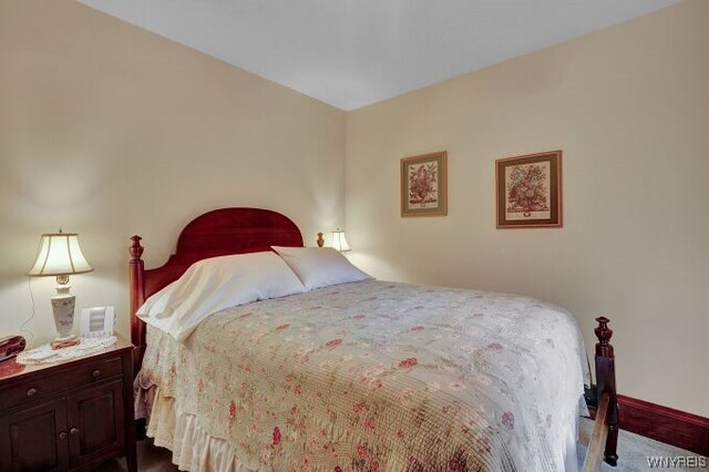 bedroom featuring carpet floors