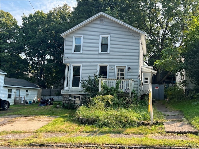 view of front of home