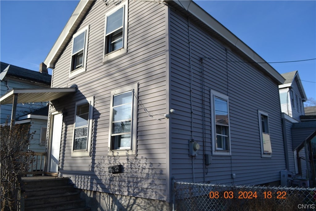 400 Sunset St, Syracuse, NY 13208 - view of side of home