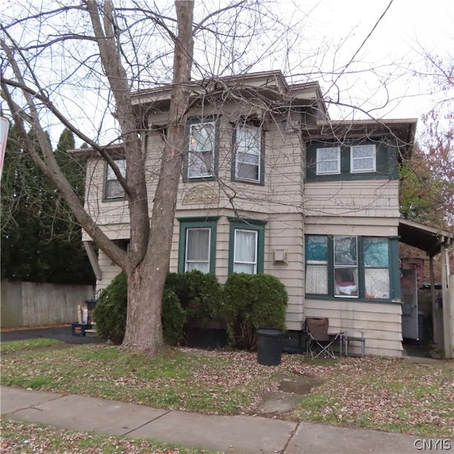 view of front of home