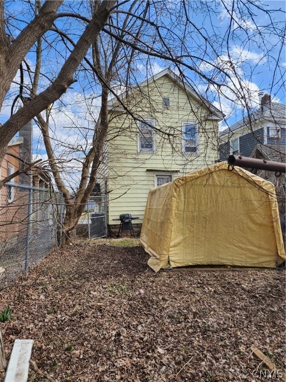 view of side of property