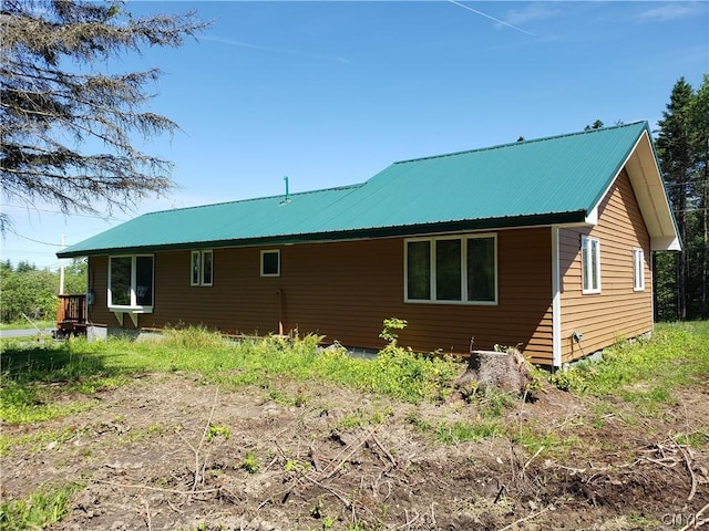 view of home's exterior