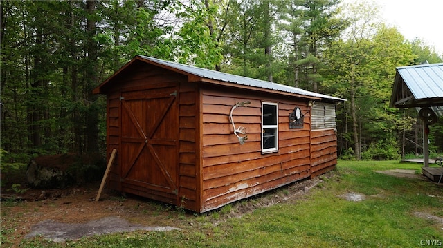 view of outdoor structure