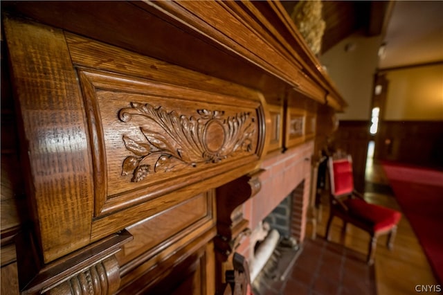 details featuring wooden walls