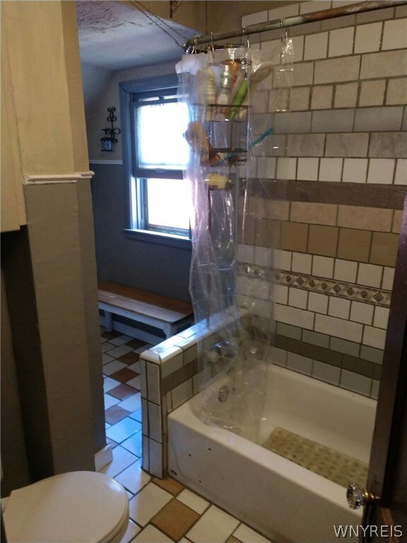 1510 Ashland Ave, Niagara Falls, NY 14301 - photo 8