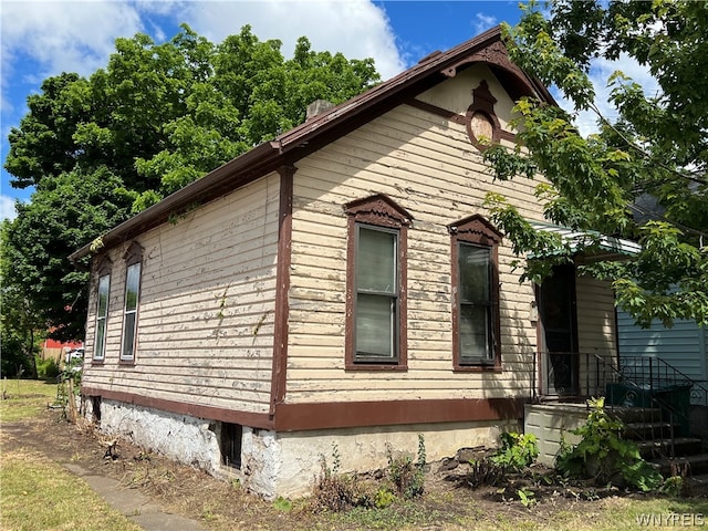 view of side of property