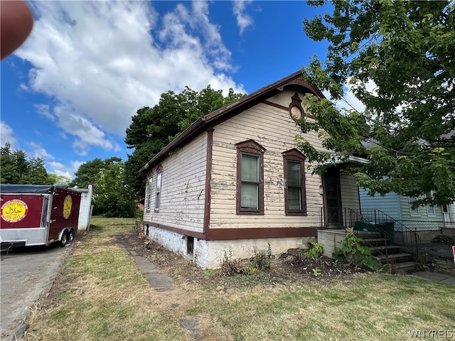 view of side of property