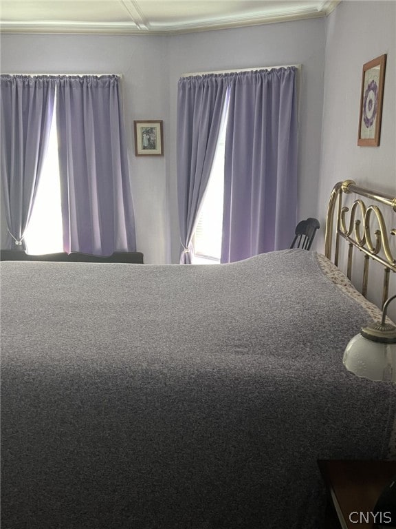 bedroom with carpet