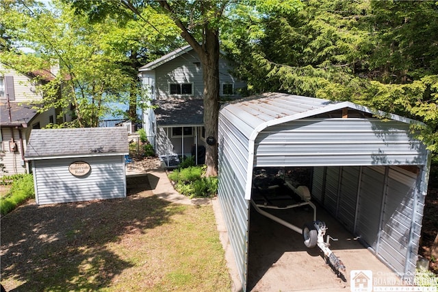 view of outdoor structure with a carport