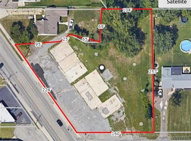 4435 Military Rd, Niagara, NY 14305