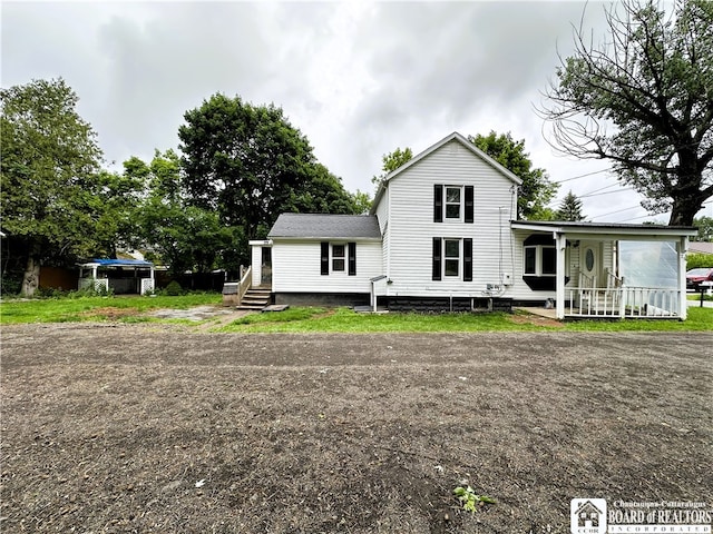 view of front of house