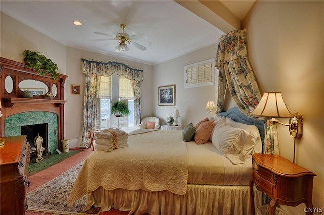 bedroom featuring ceiling fan