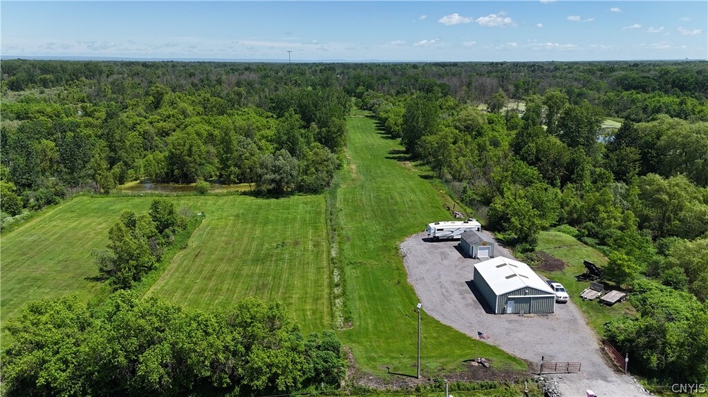 7988 Warners Rd, Lenox, NY 13032