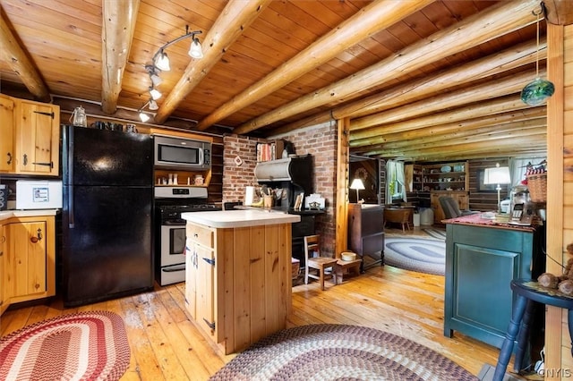 kitchen featuring wood ceiling, light hardwood / wood-style flooring, appliances with stainless steel finishes, beam ceiling, and a kitchen island