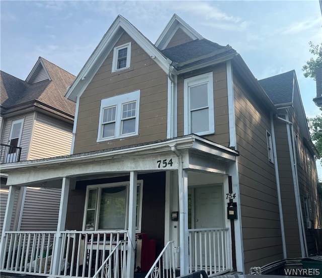 view of front of house featuring covered porch