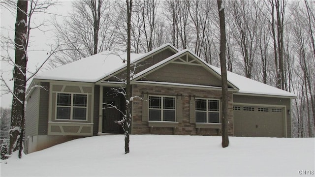 view of front of house featuring a garage