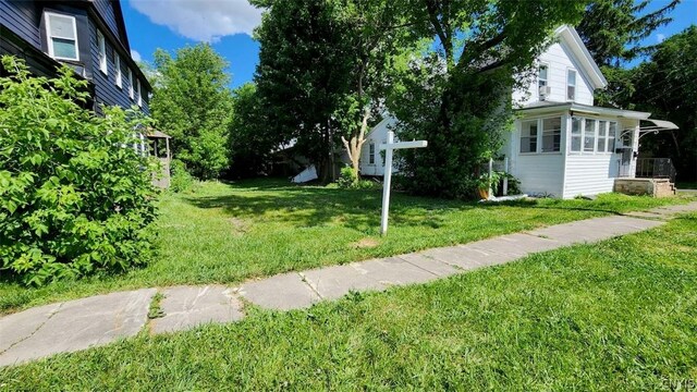 Listing photo 2 for 324 N Beech St, Syracuse NY 13203