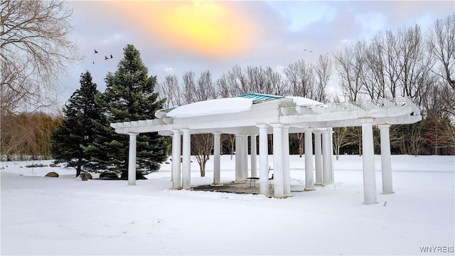 surrounding community with a pergola