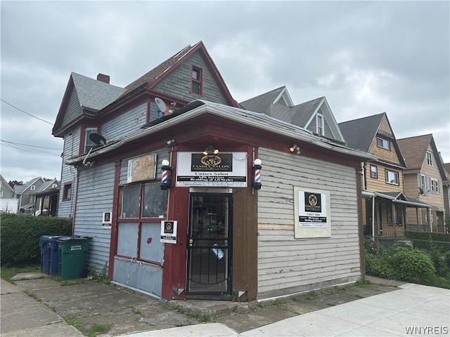 view of front of house