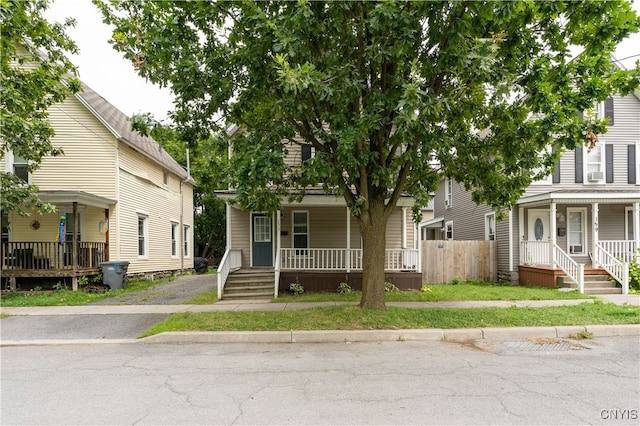 view of front of property with covered porch