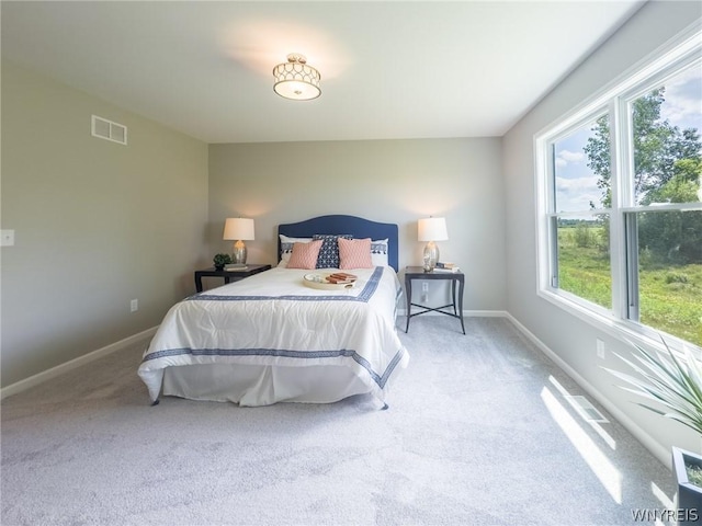 bedroom featuring carpet flooring