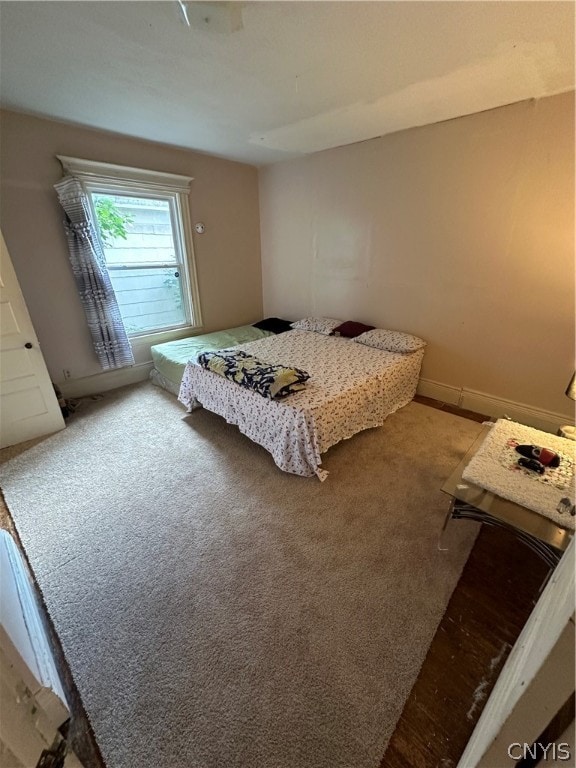 bedroom featuring carpet floors