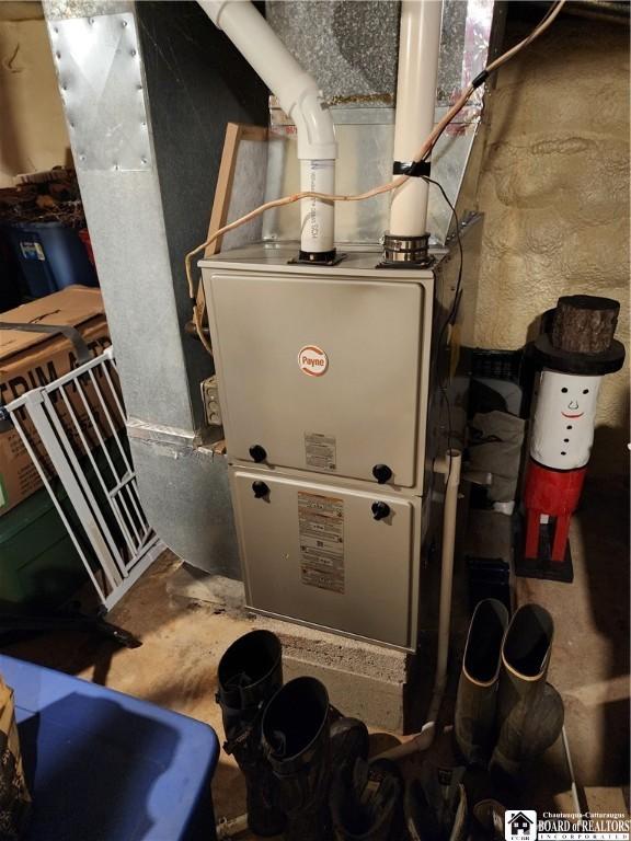view of utility room
