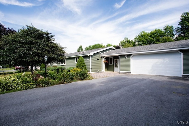 view of front facade with a garage