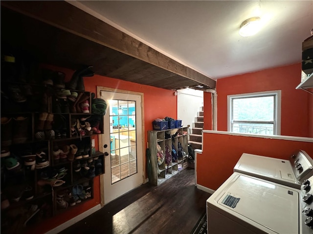 interior space featuring independent washer and dryer