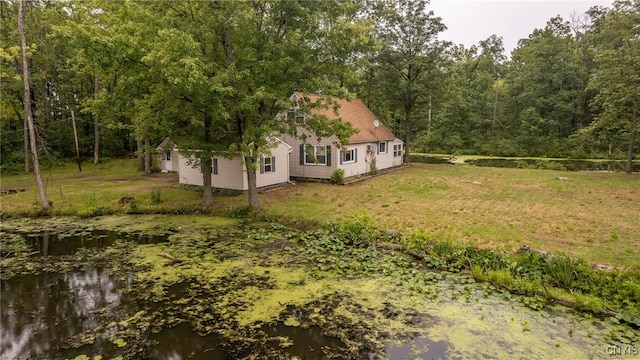 view of yard with a water view