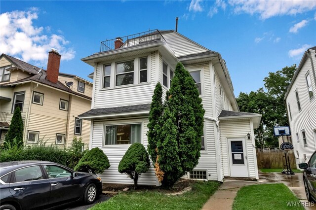 view of front of home