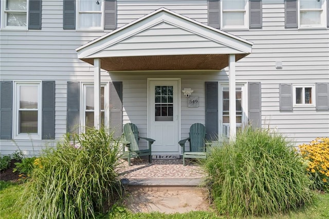 view of property entrance