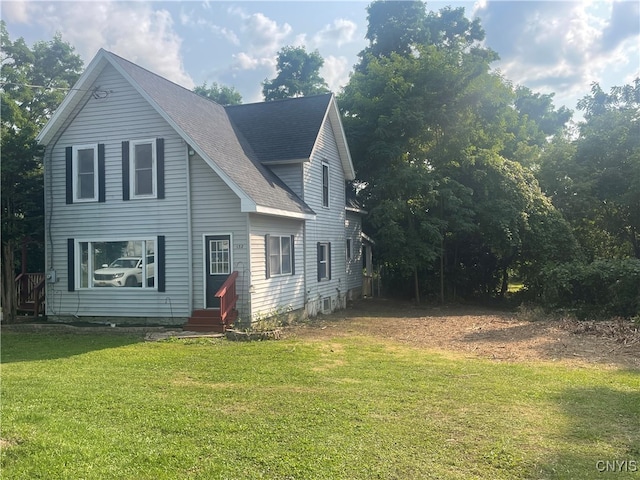 exterior space featuring a front yard