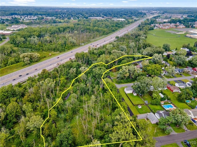 000 Mcalpine St, Salina, NY 13211