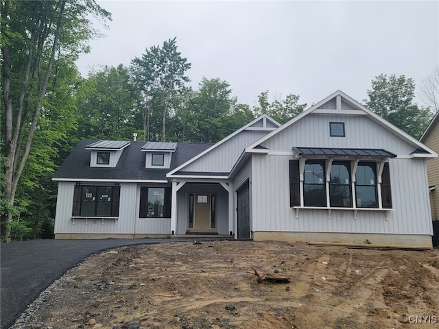 view of modern farmhouse