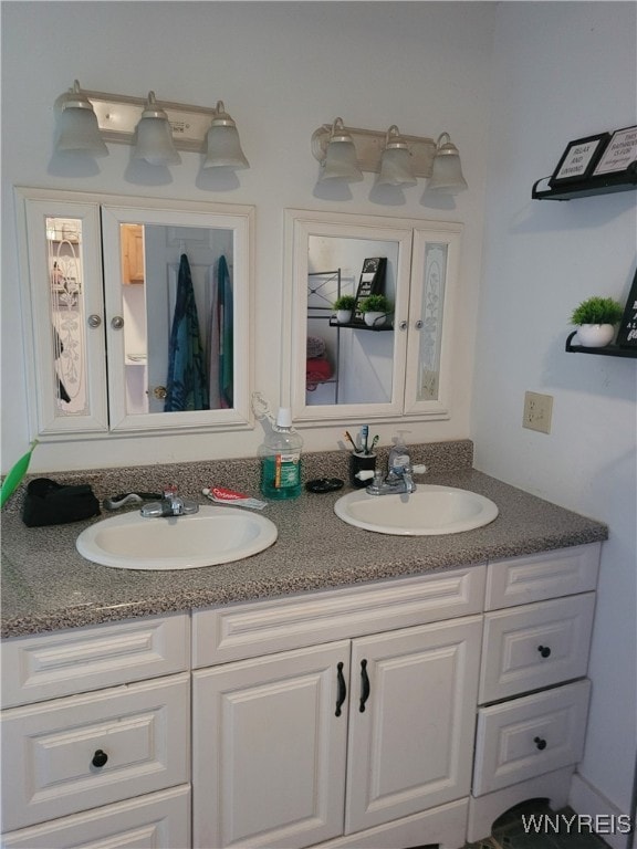 bathroom with vanity