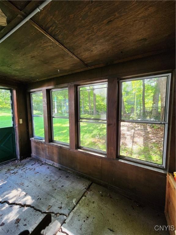 view of unfurnished sunroom