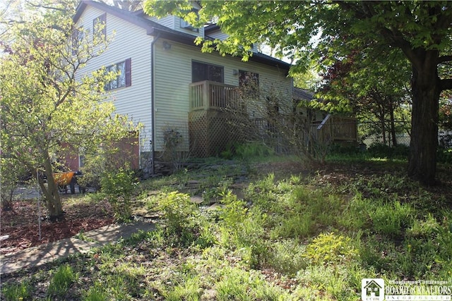 222 Seymour St, Pomfret, NY 14063 - view of side of home