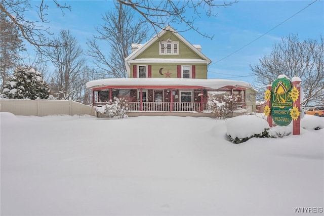 view of front of home with covered porch