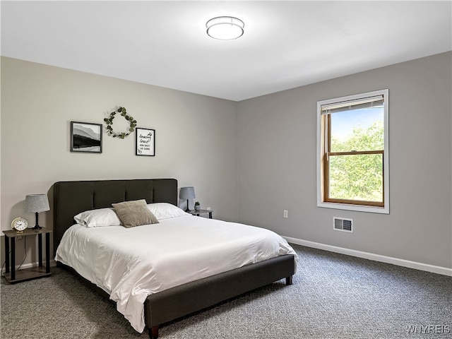 bedroom with carpet