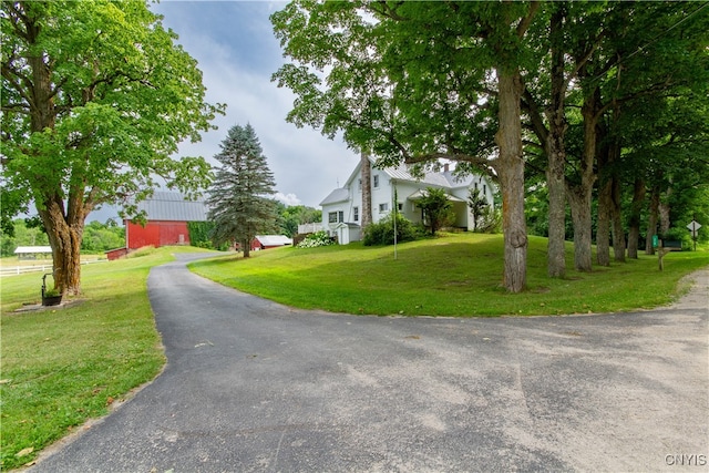 view of front of house with a front lawn